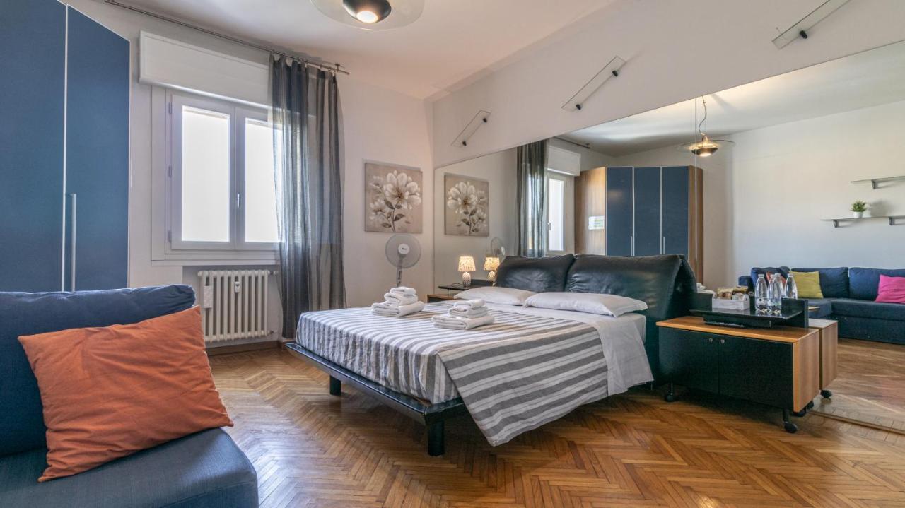 Grand Central By Alloro Su Treno - Affitti Brevi Italia Modena Pokój zdjęcie